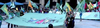 Manifestación en Bilbao protagonizada por los participantes en la VII Conferencia de La Vía Campesina